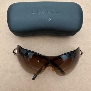 Chanel 4145 c.349/13 115 Wrap around brown sunglasses